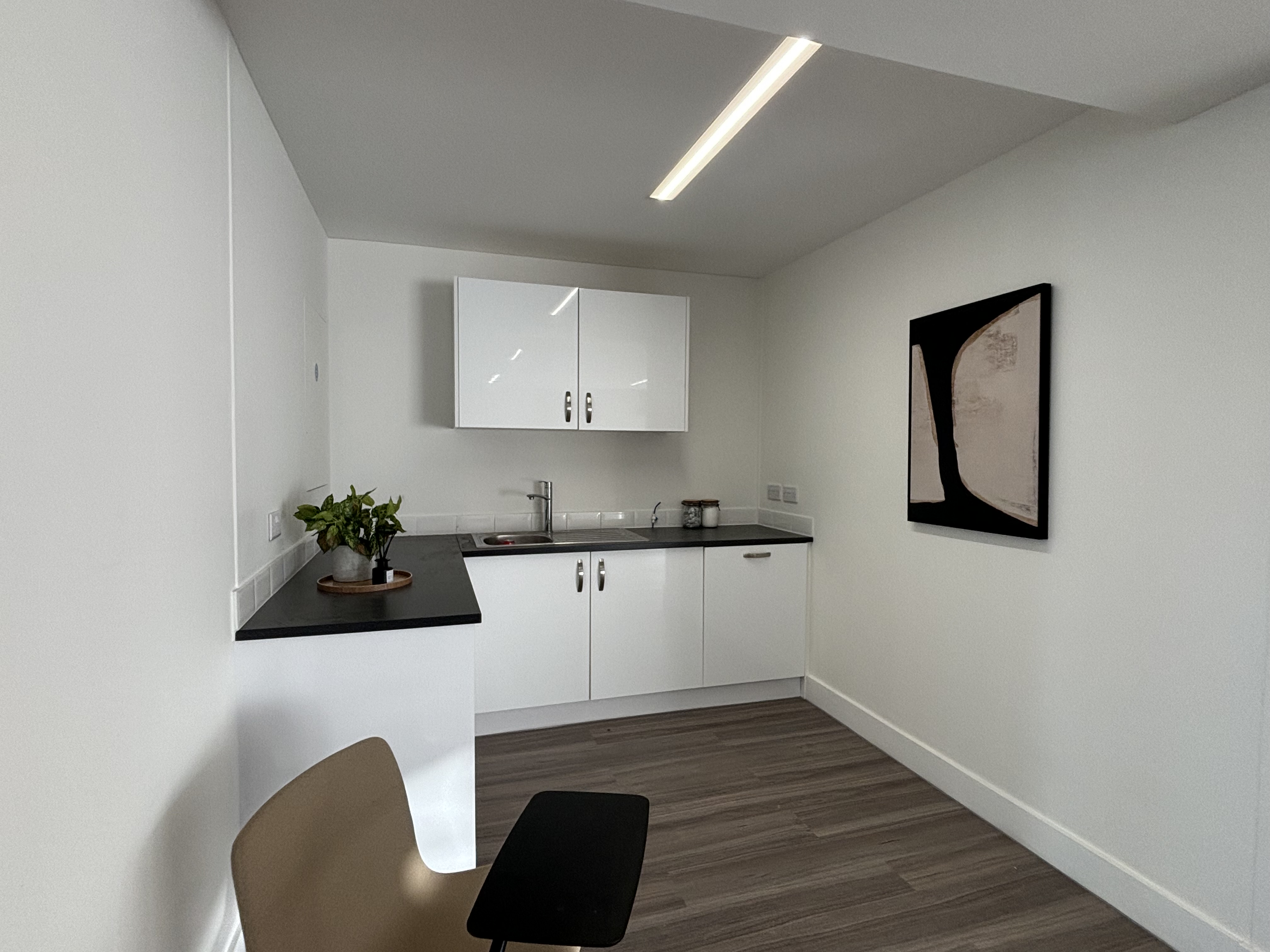 81 Southwark Street photo 6