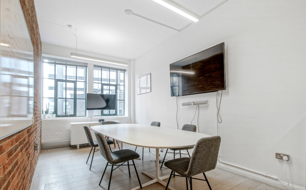 11 Curtain Road photo 3