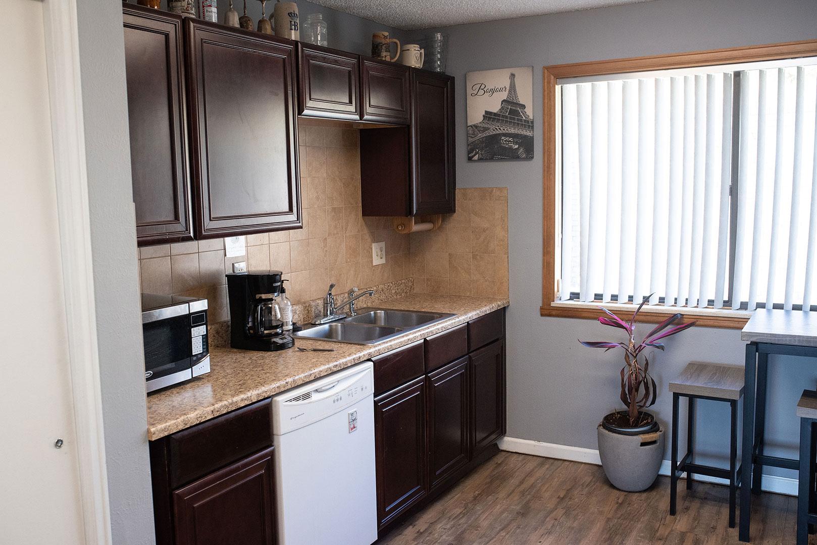 12640 West Cedar Drive photo 2