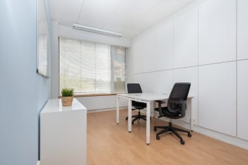 Regus - Tapiola Central Tower photo 4
