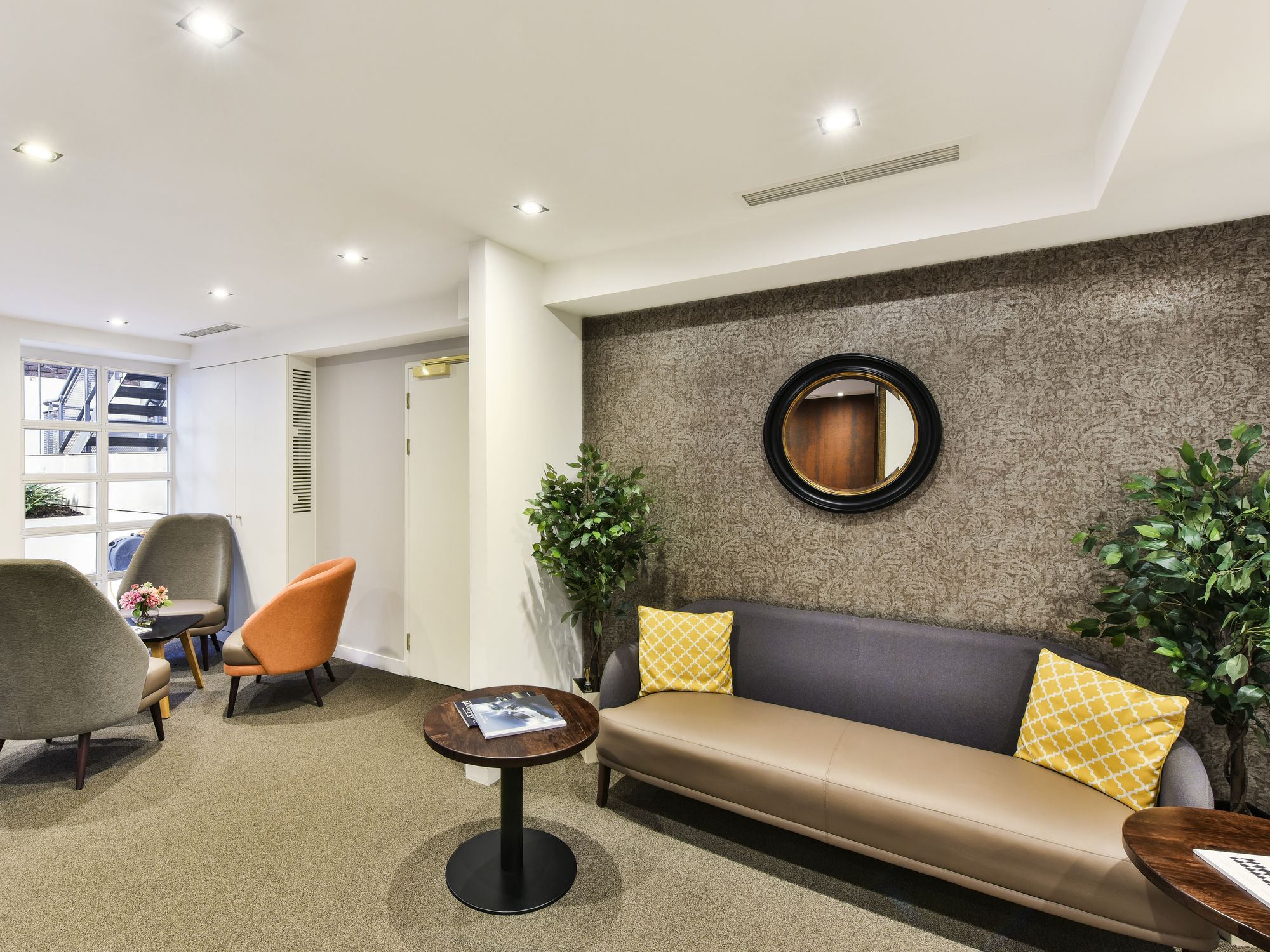 14 Curzon Street photo 6