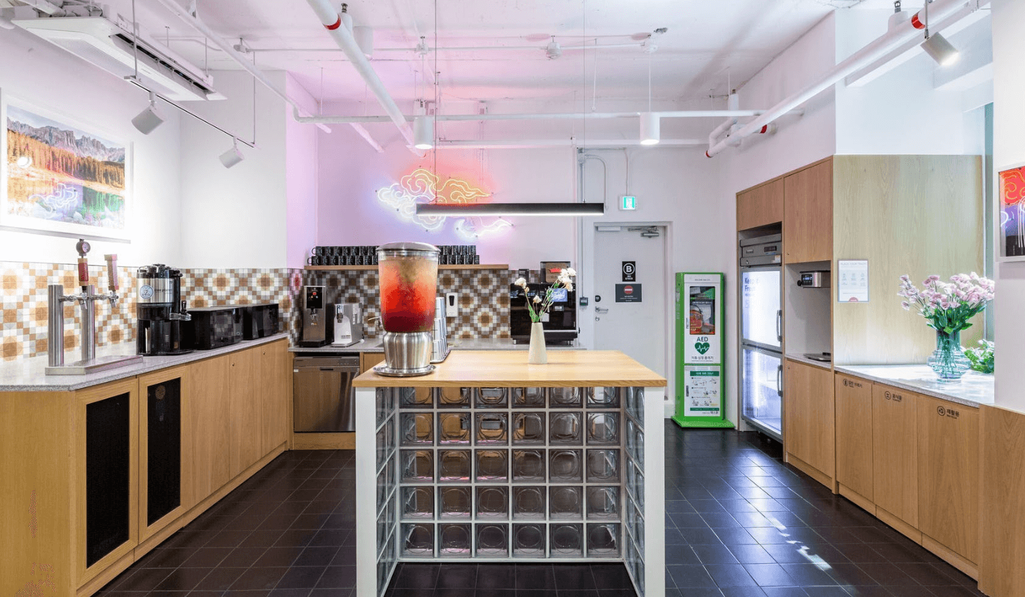 WeWork Sinsa photo 3
