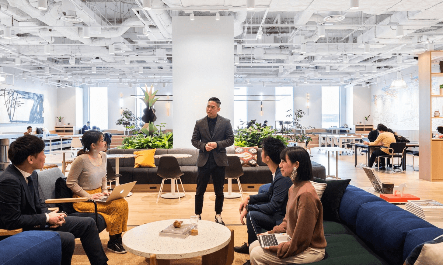WeWork LINKS UMEDA photo 4