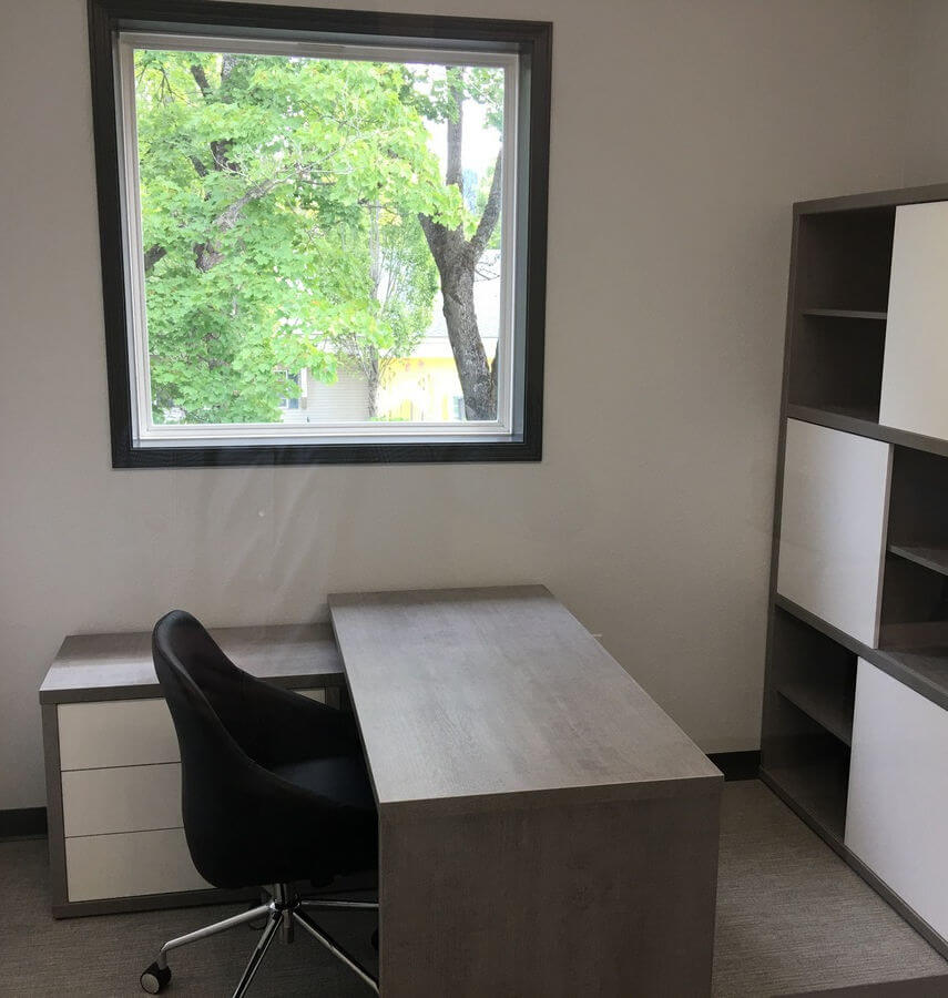 R Mutual Space photo 3