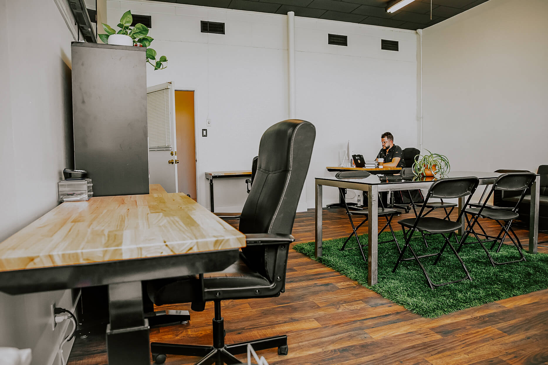 Mesh Cowork - Bakersfield photo 3