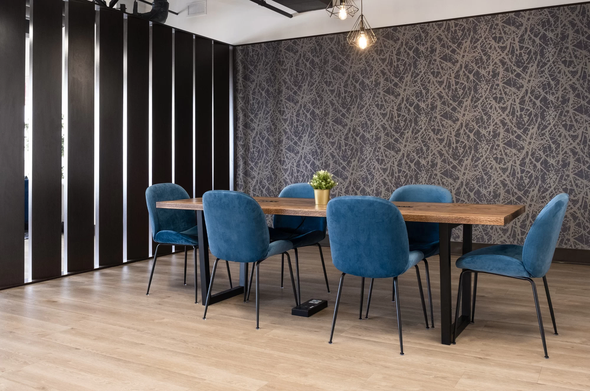 Workhaus - 2 Sheppard Ave E photo 9