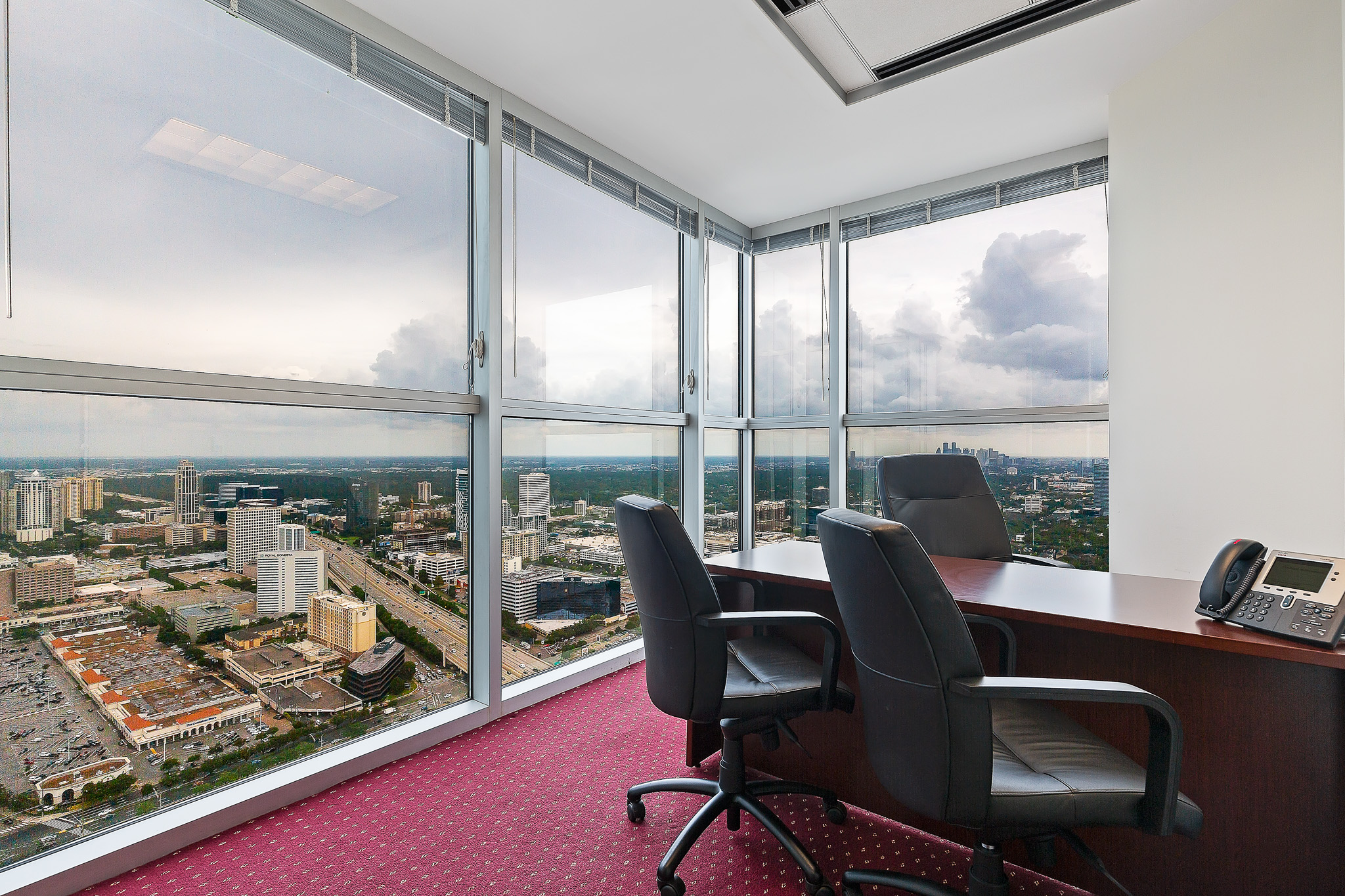 Williams Tower photo 8