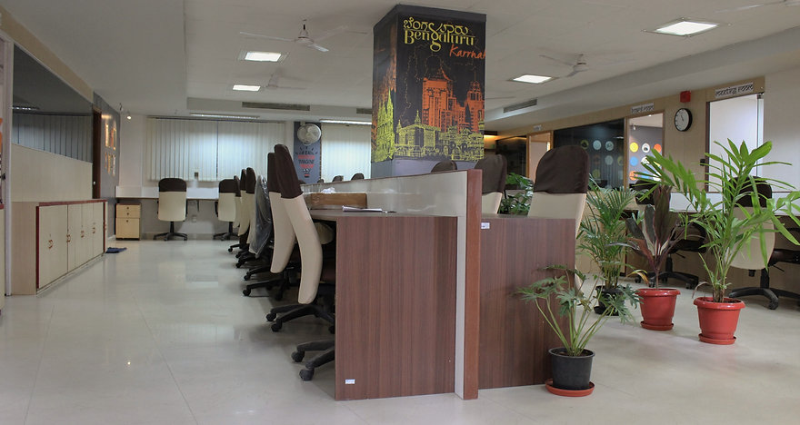 Common Desk photo 5