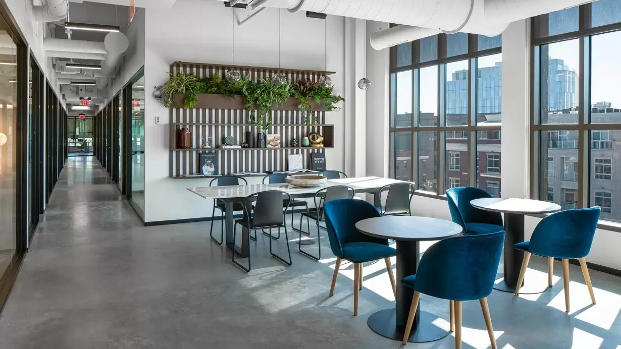 VENTURE SUITE photo 2