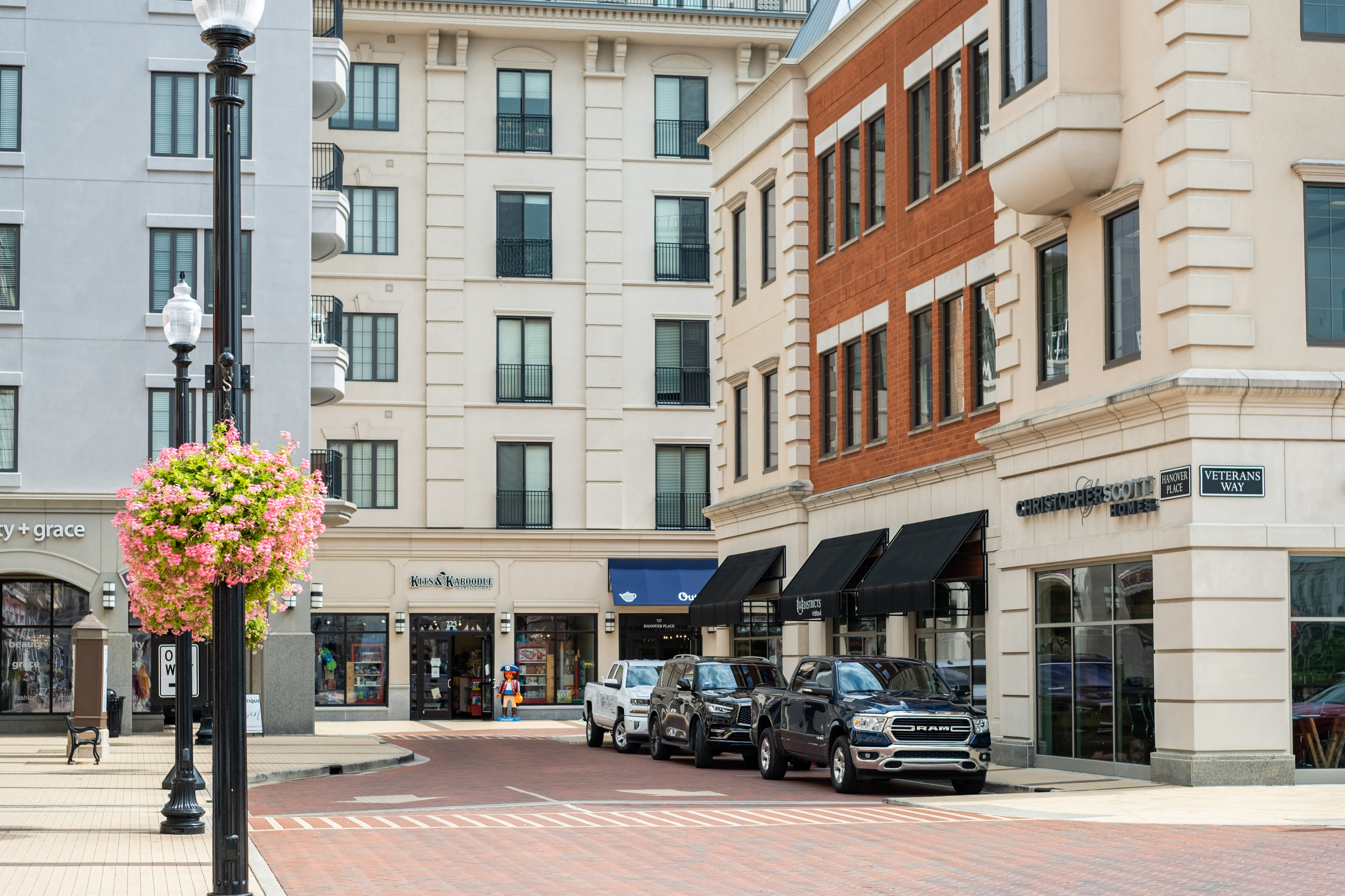 Carmel - City Center photo 8
