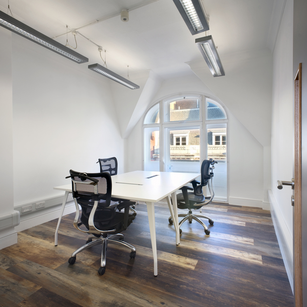 14 Hanover Square photo 4