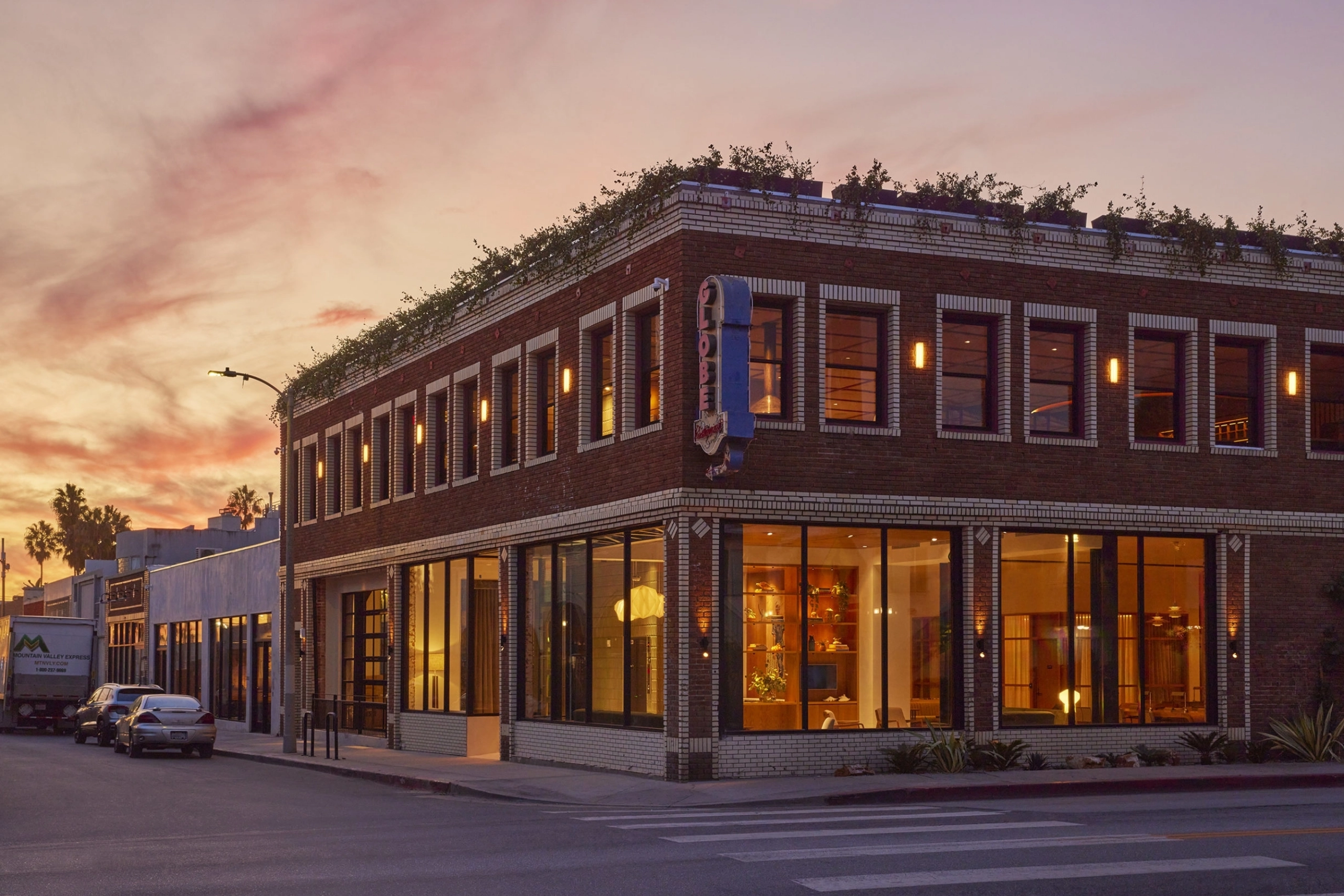NeueHouse Venice Beach photo 1