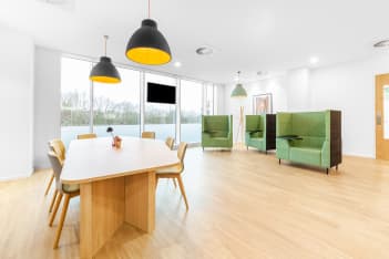 Business Park Building 2 photo 4