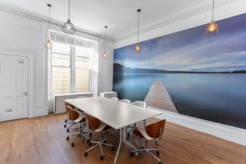 Woodside Place photo 7