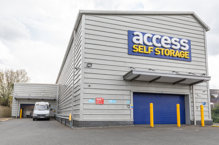 Access Self Storage Cheam photo 3
