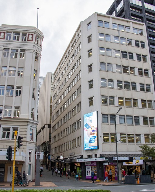 2 Woodward Street photo 1