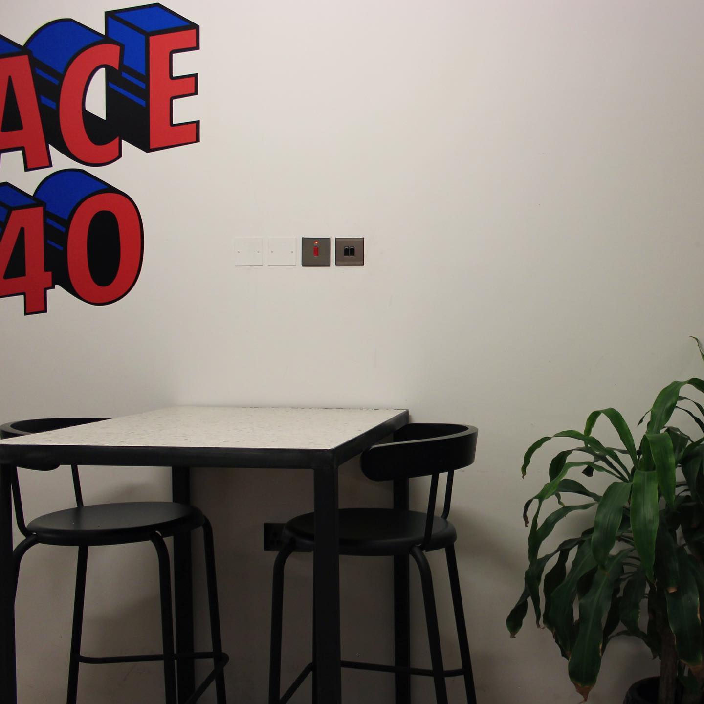 Space340 photo 4