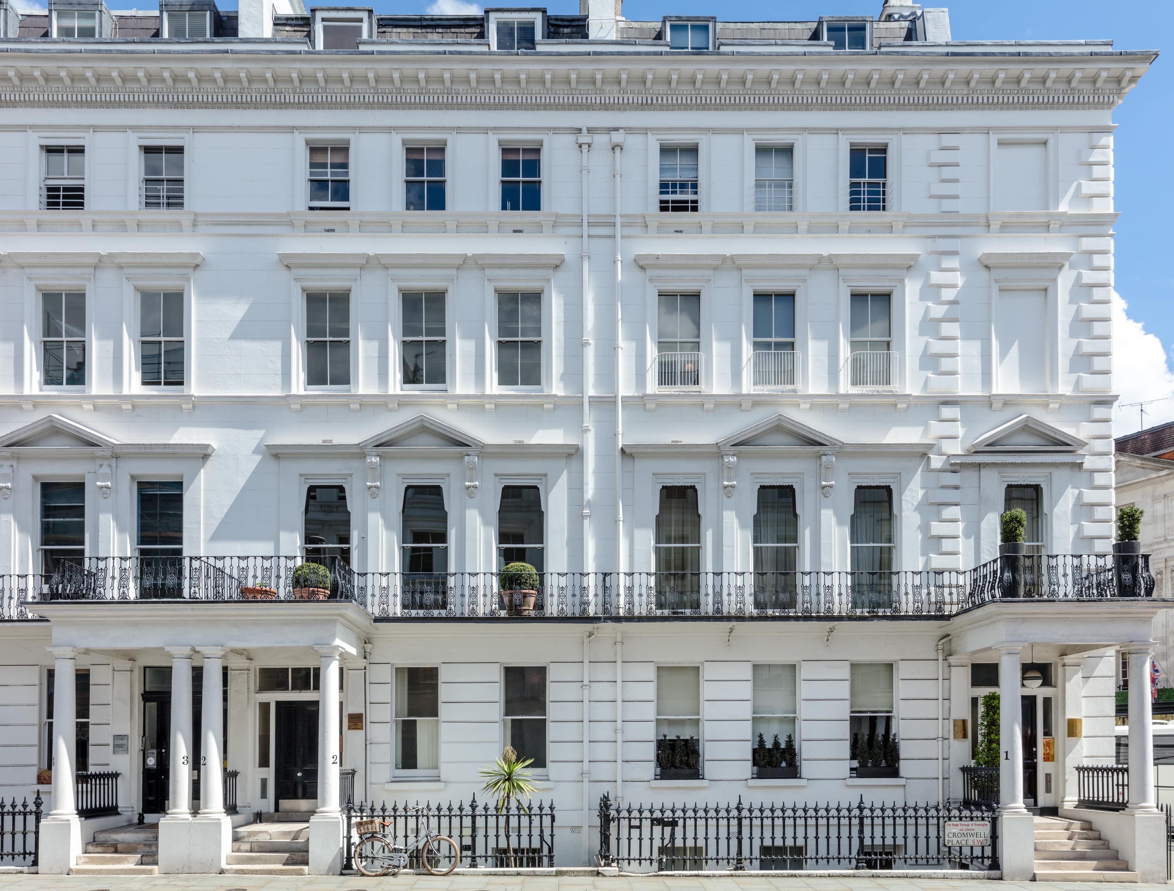 Cromwell Place photo 4