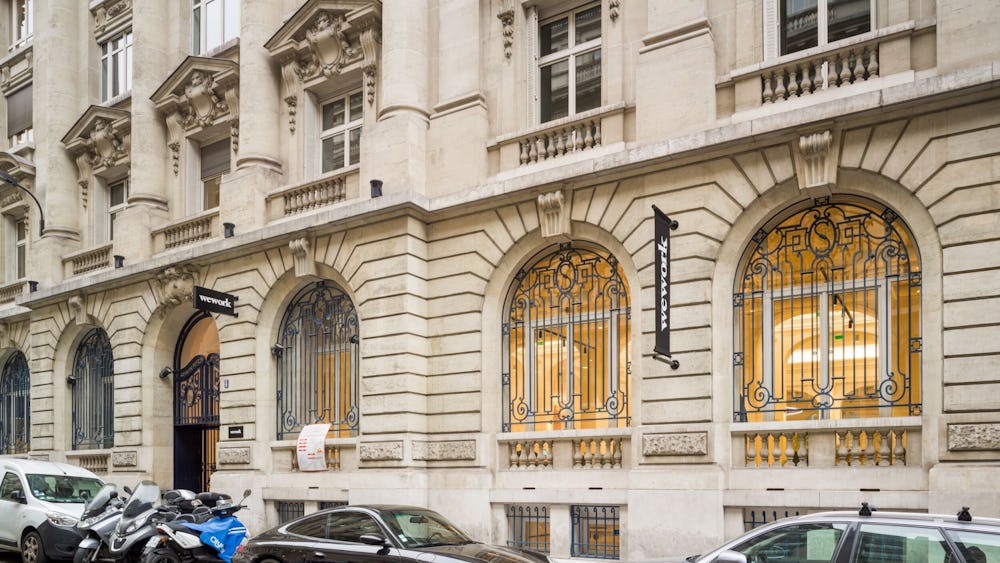 4 Rue Jules Lefebvre photo 2