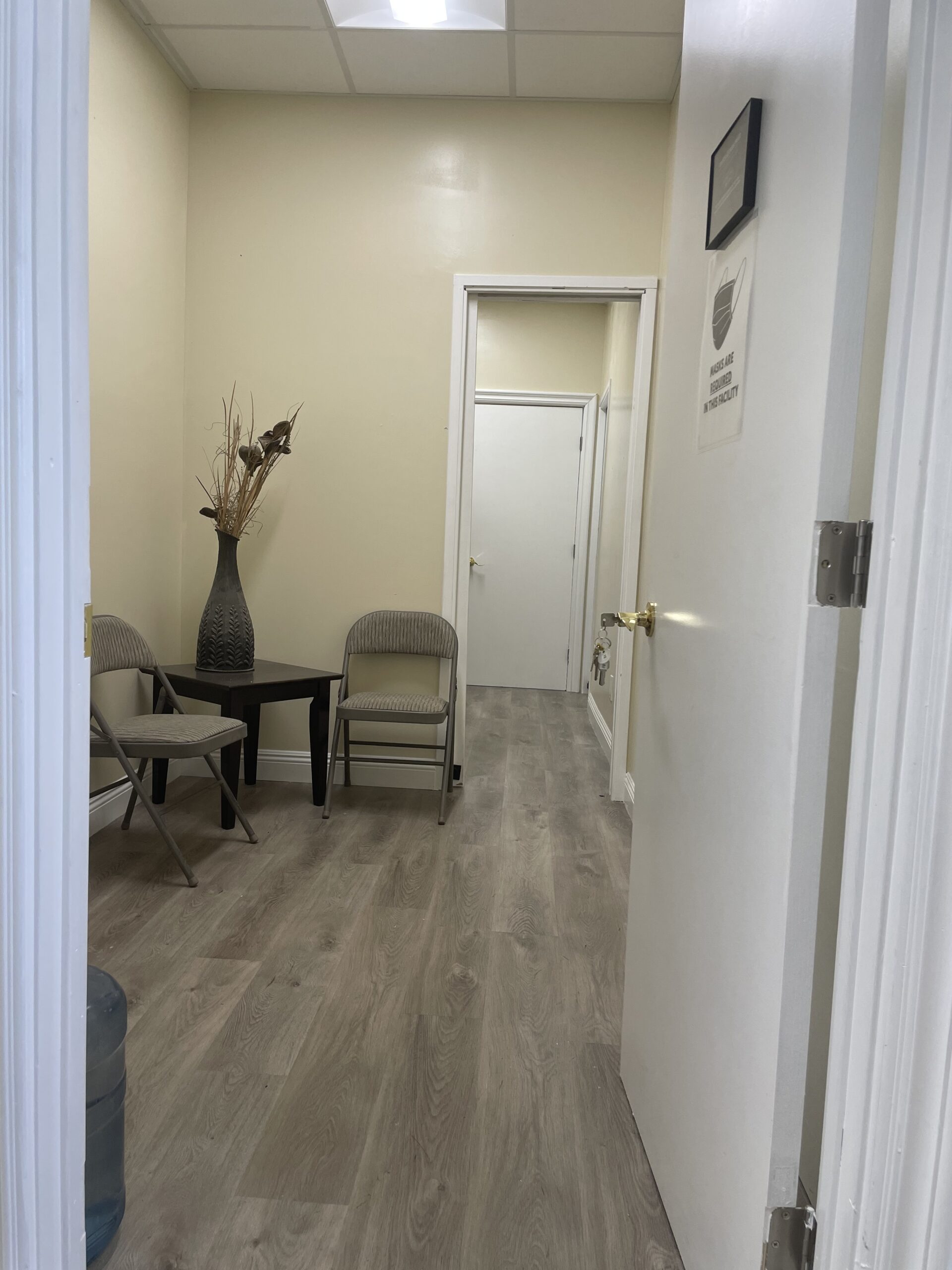 1370 Realty Corporation photo 5
