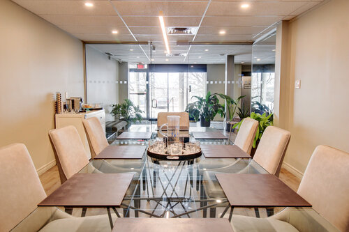1635 Rue Galt Ouest photo 4