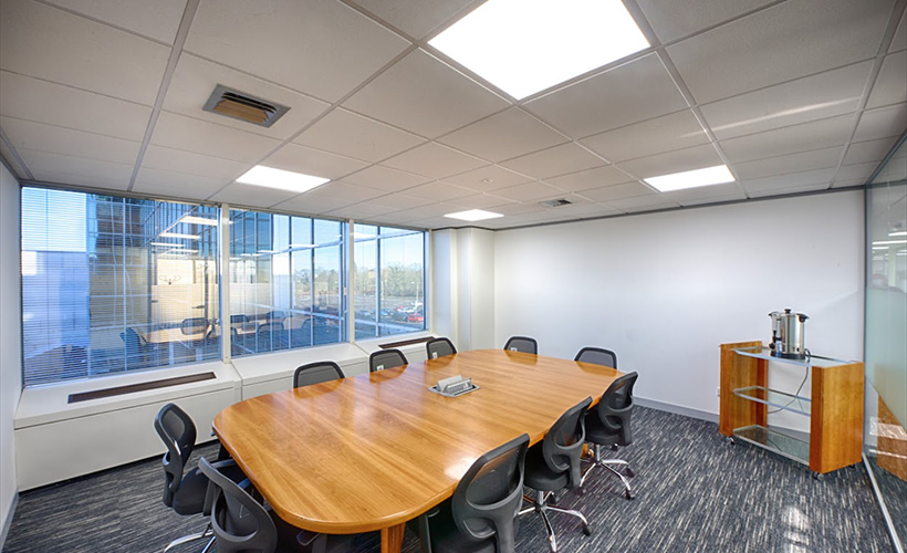 Astral Towers, Crawley  photo 6