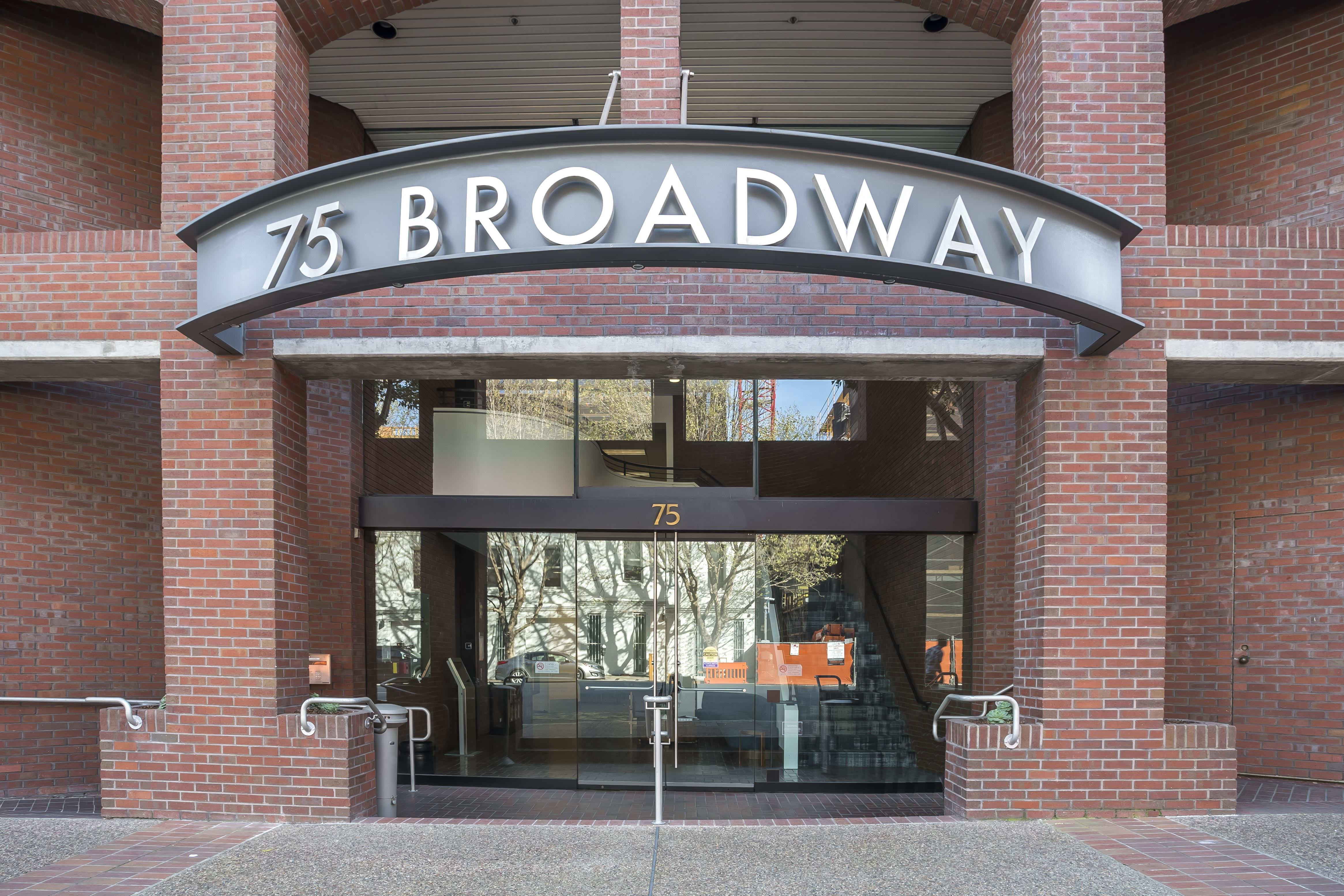 75 Broadway photo 1