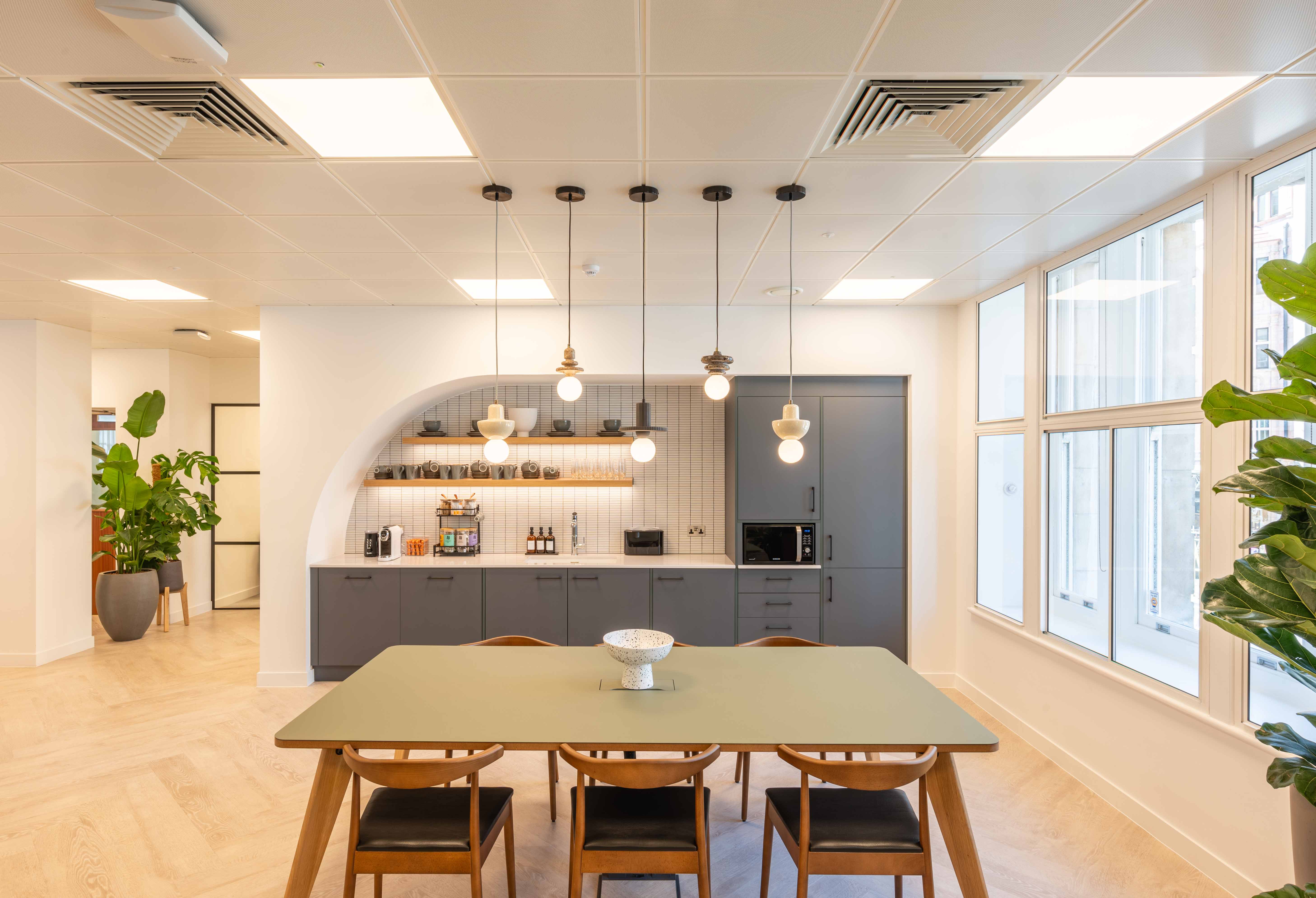 166 Piccadilly photo 6