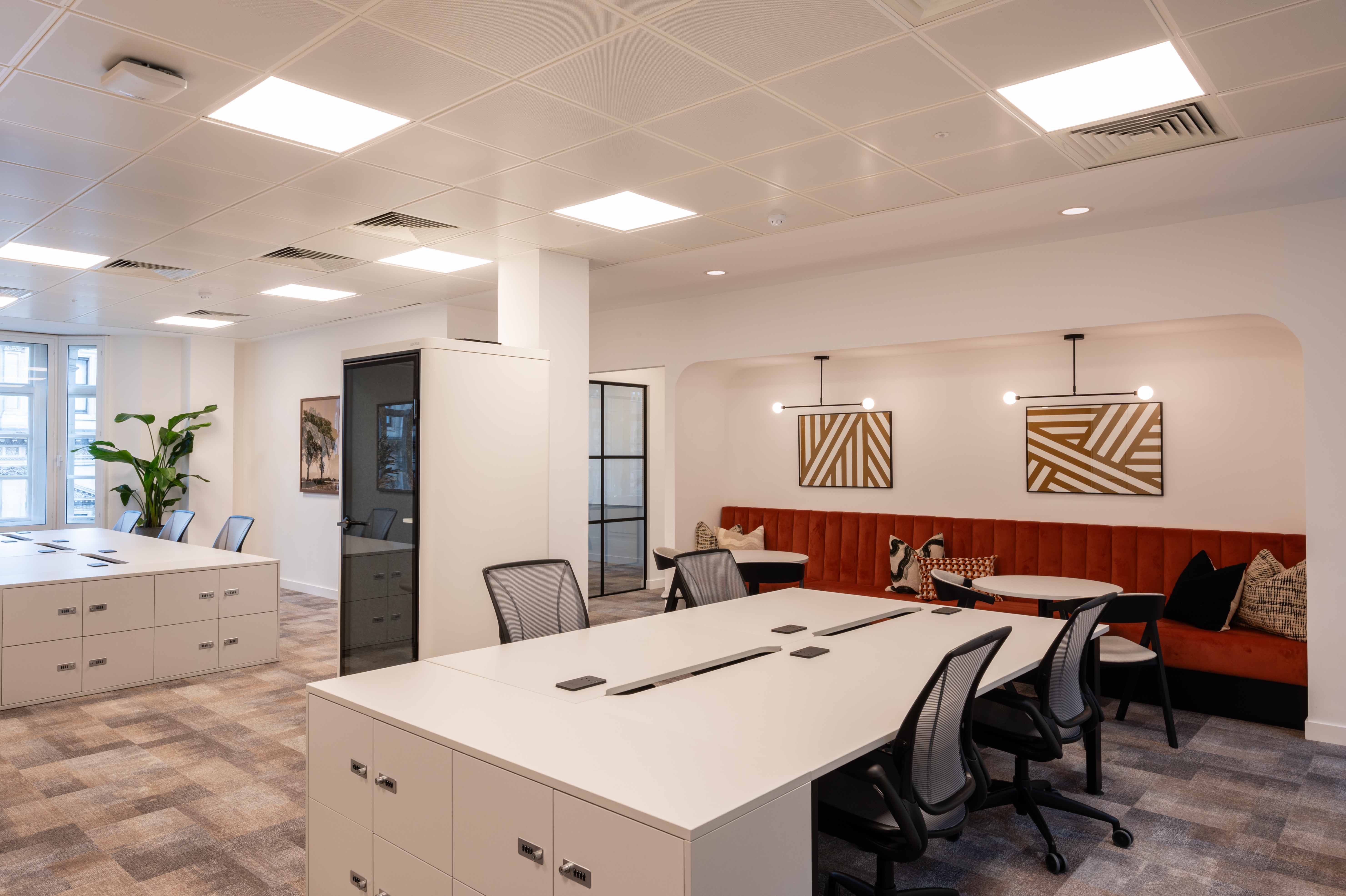 175 Piccadilly  photo 2