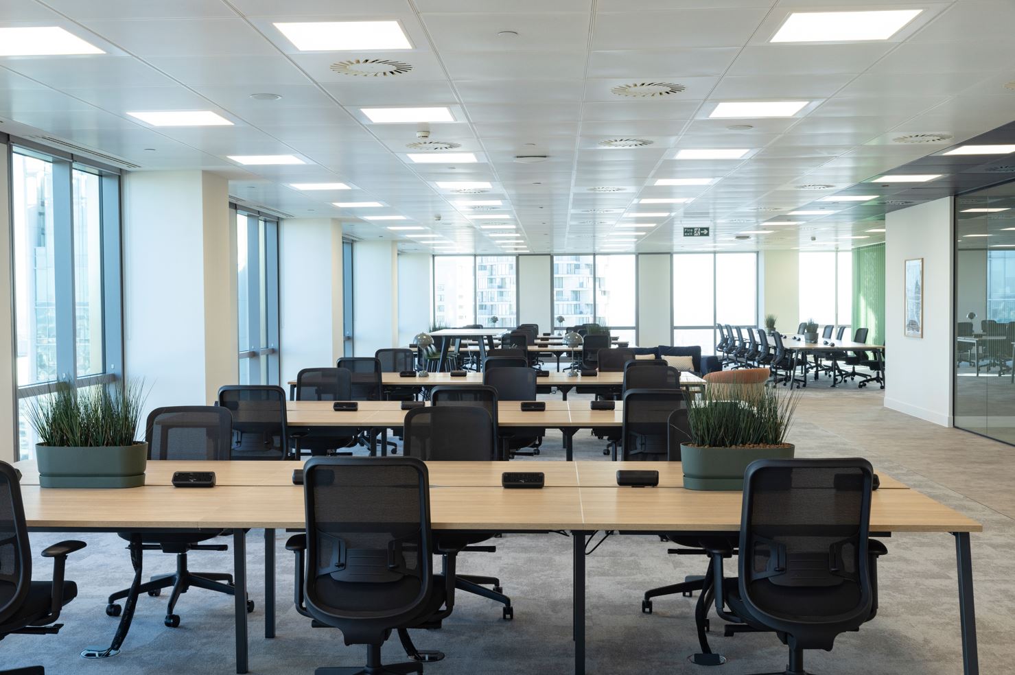 MadeFor: 40 Bank Street photo 4