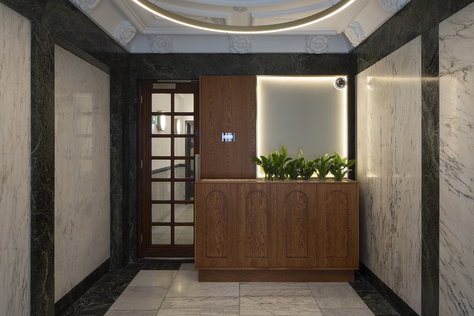 11-12 Pall Mall photo 12