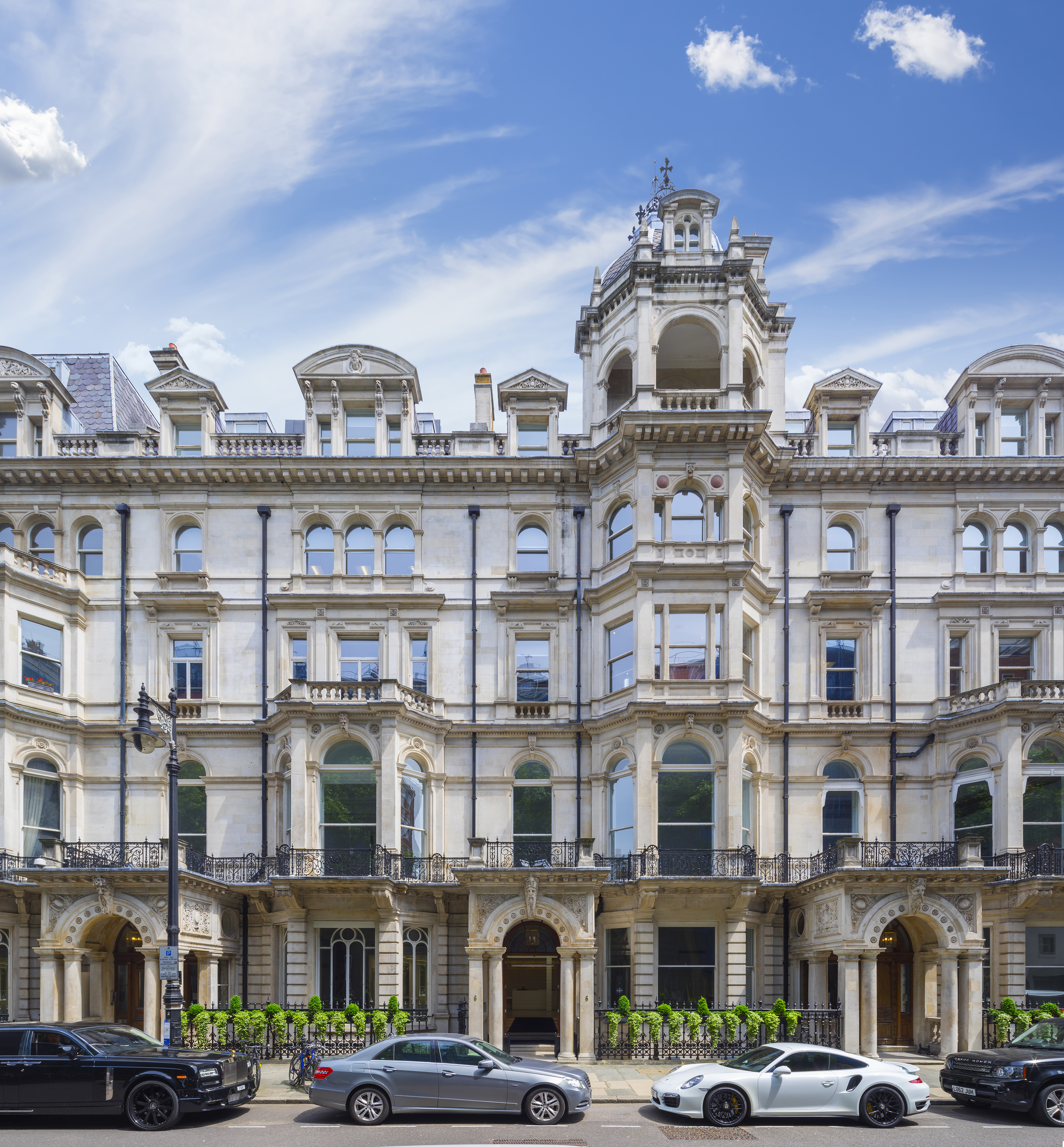 6 Chesterfield Gardens photo 1
