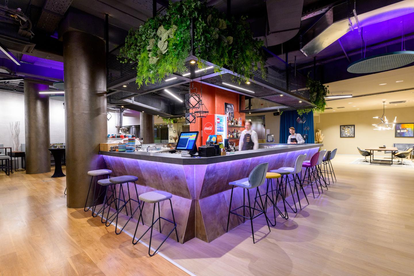 WESPA Business & Lounge | Green Gold photo 3
