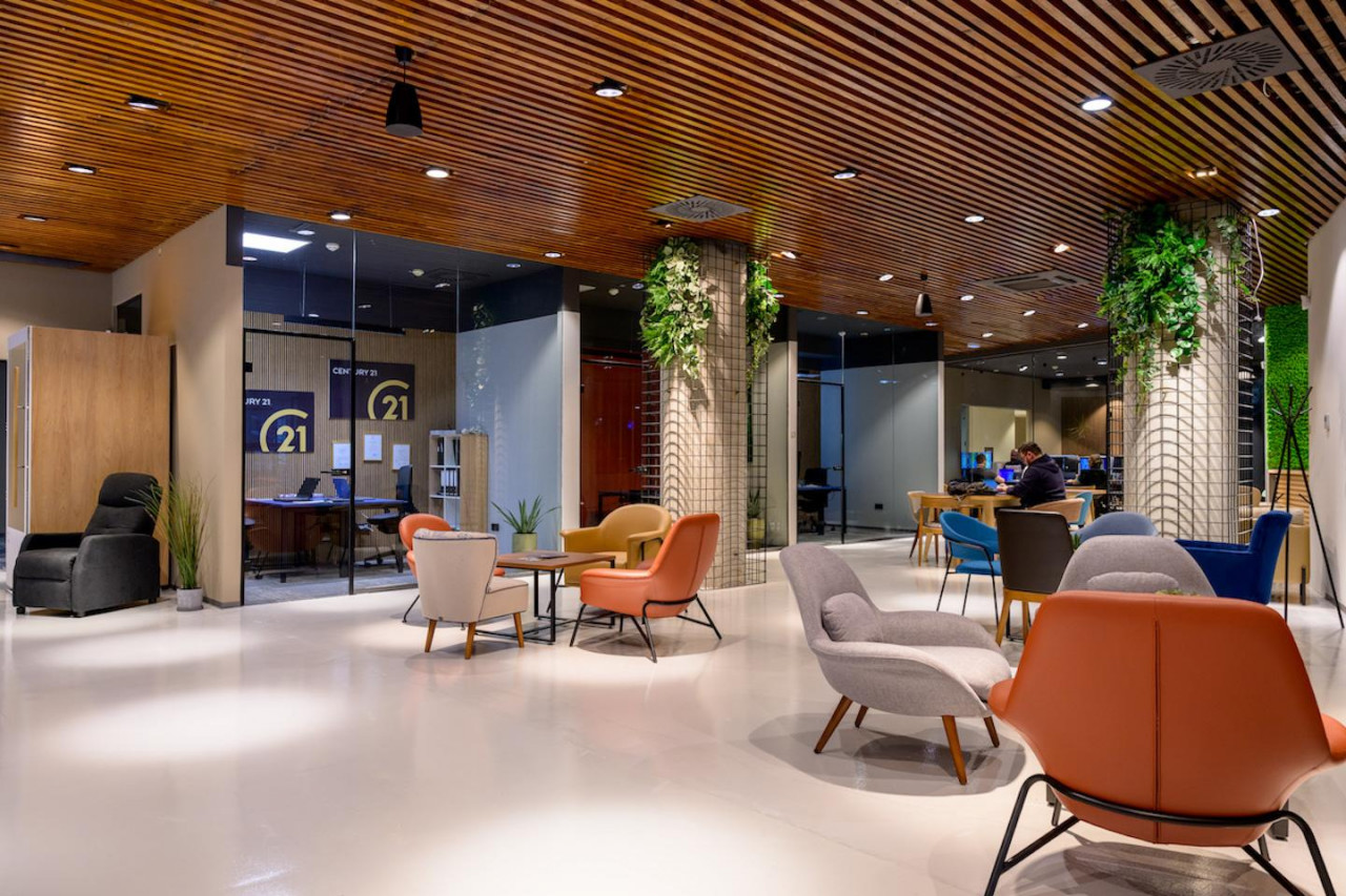 WESPA Business & Lounge | Green Gold photo 1