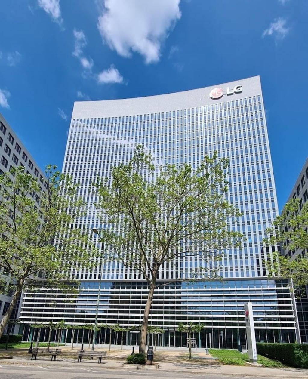 Horizon Tower photo 1