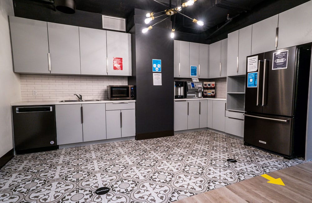 Workhaus - 2 Sheppard Ave E photo 6