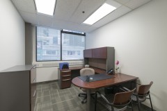 440 Laurier Ave photo 3