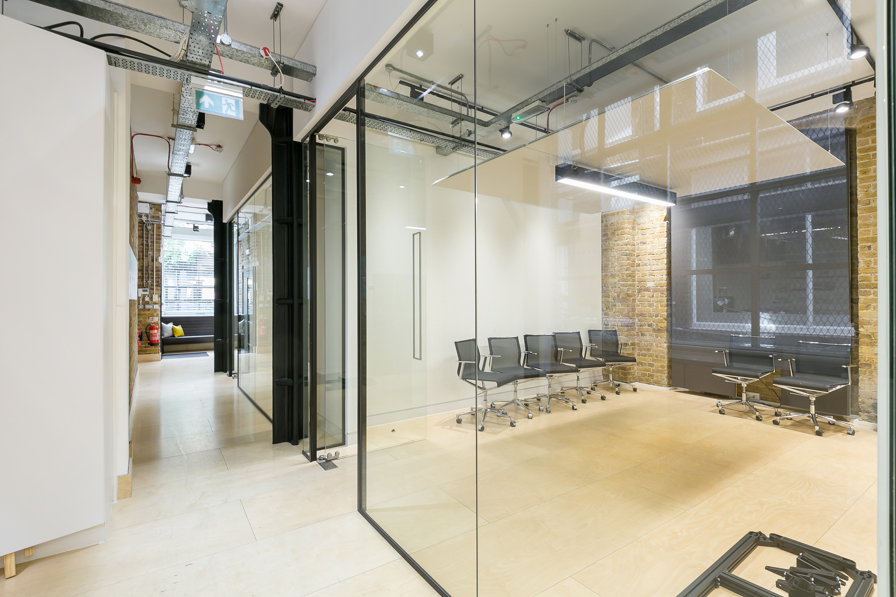 48-50 Scrutton Street photo 2