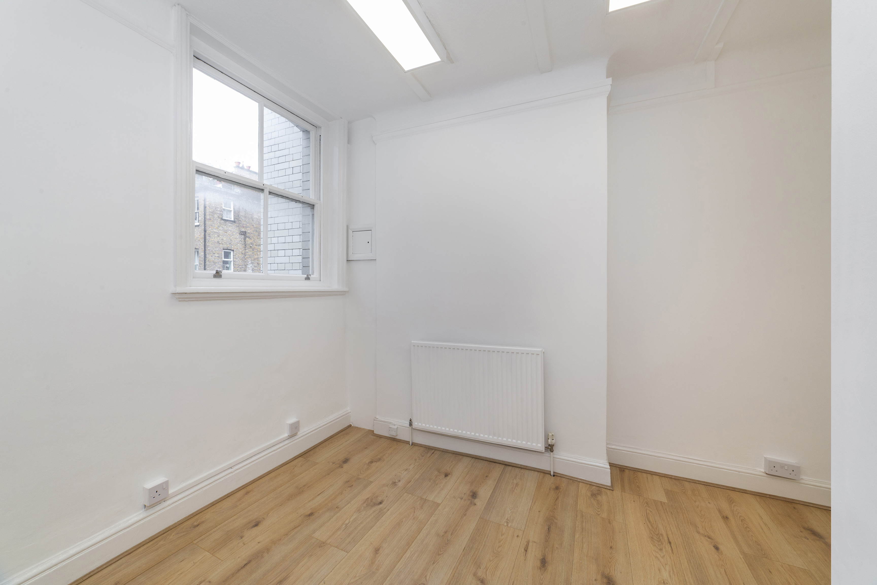 73 Great Titchfield Street photo 3