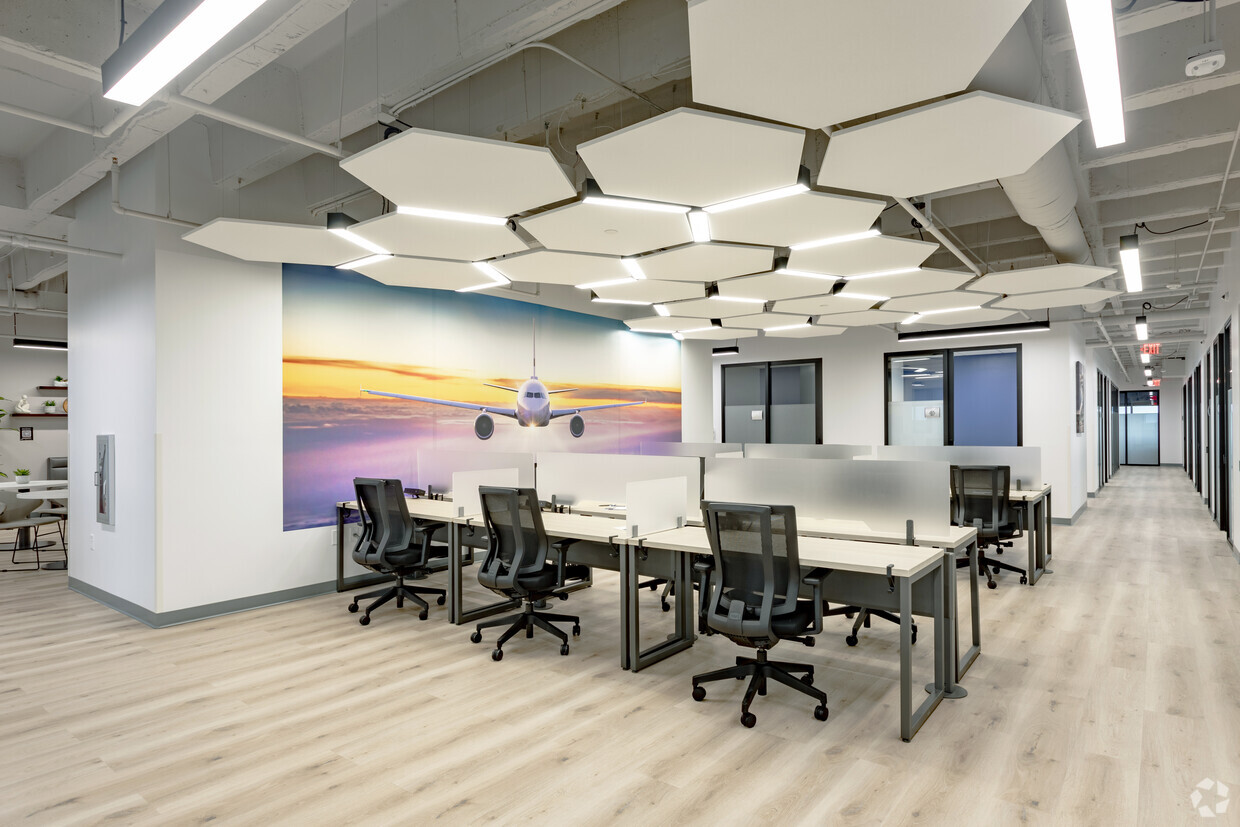 Office Evolution - West Palm Beach photo 10