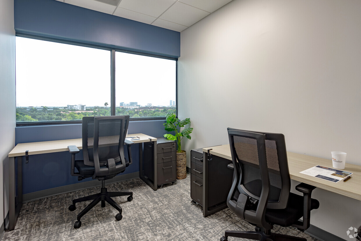 Office Evolution - West Palm Beach photo 6