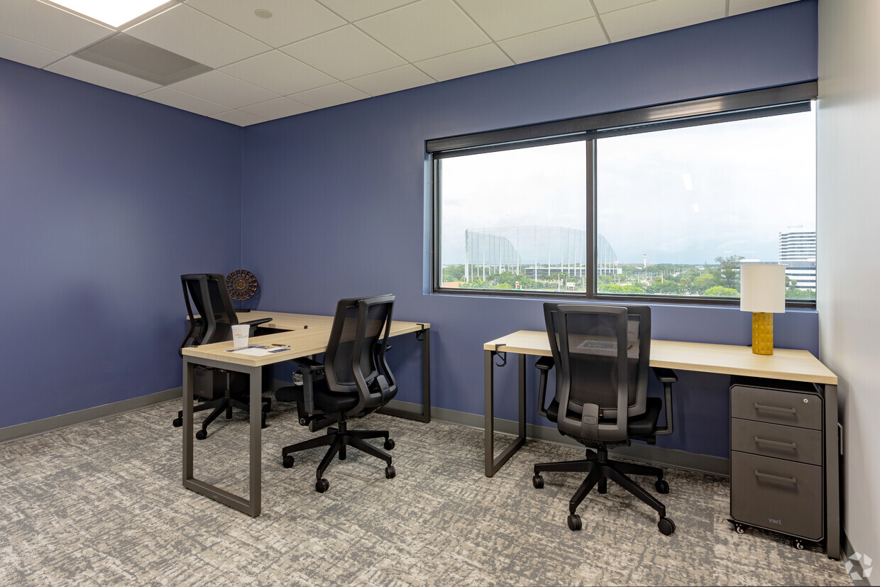Office Evolution - West Palm Beach photo 2