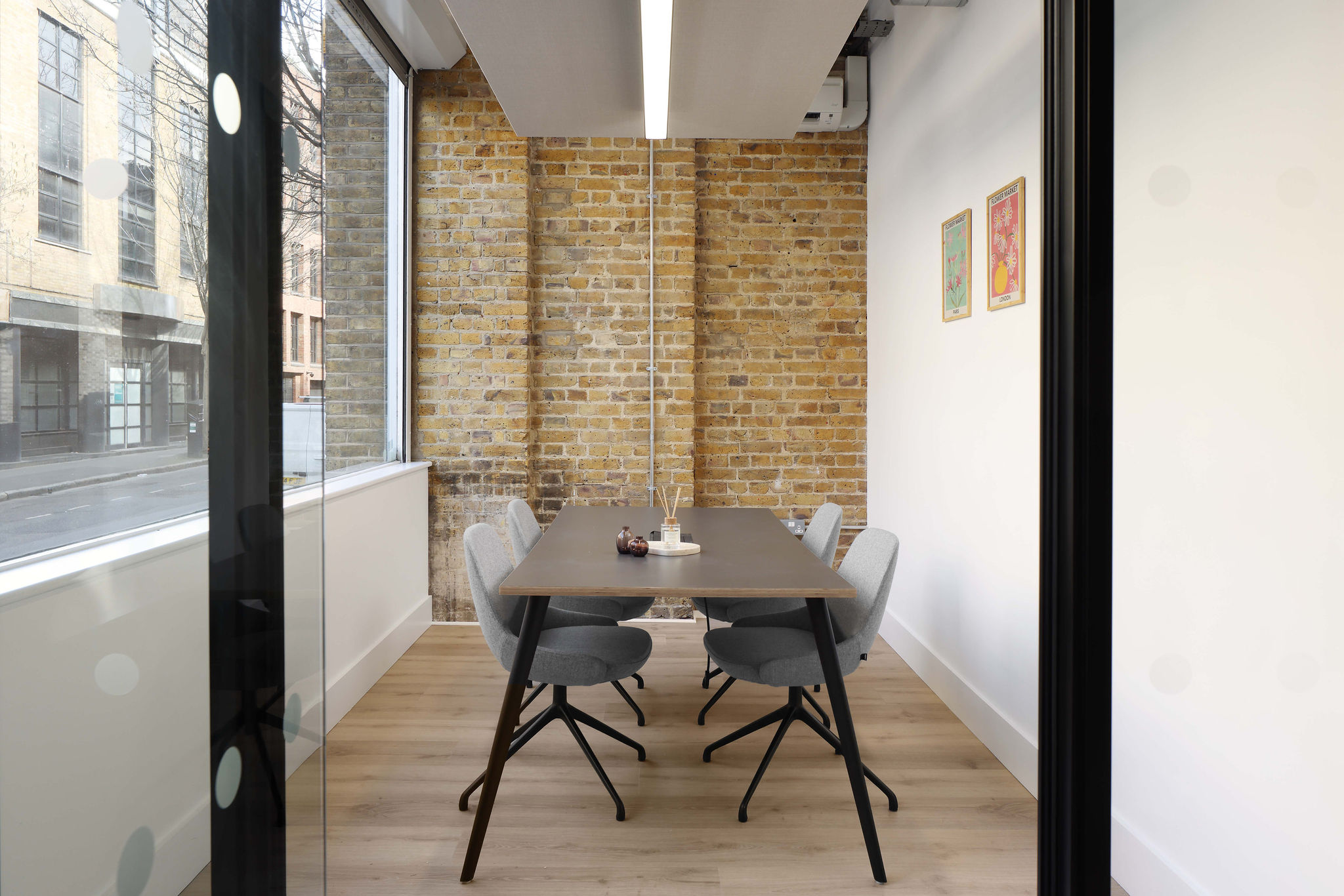 44-46 Scrutton Street photo 5
