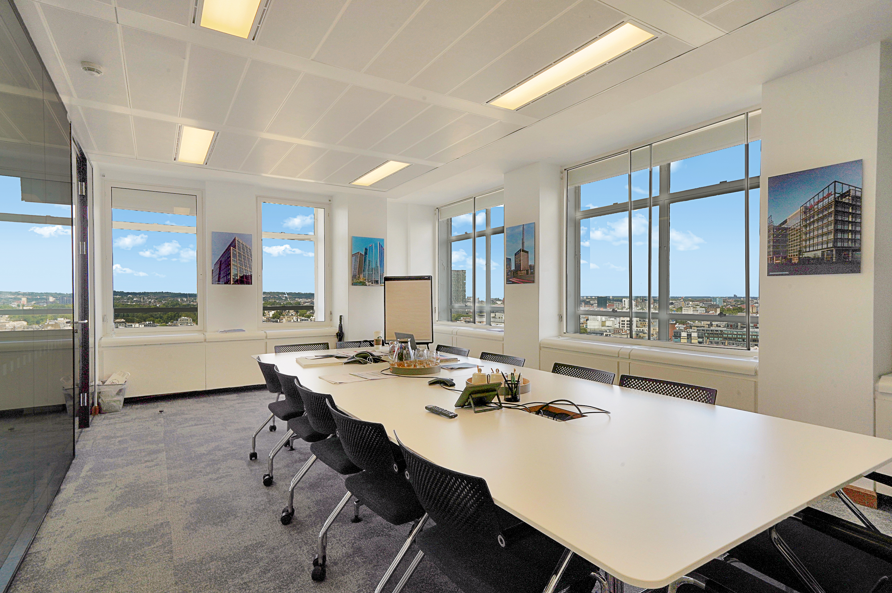 33 Cavendish Square photo 1