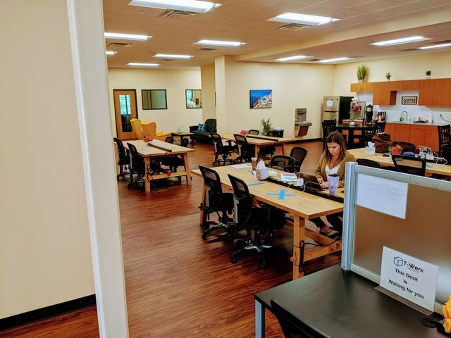 T-Werx Coworking - Four Points photo 4