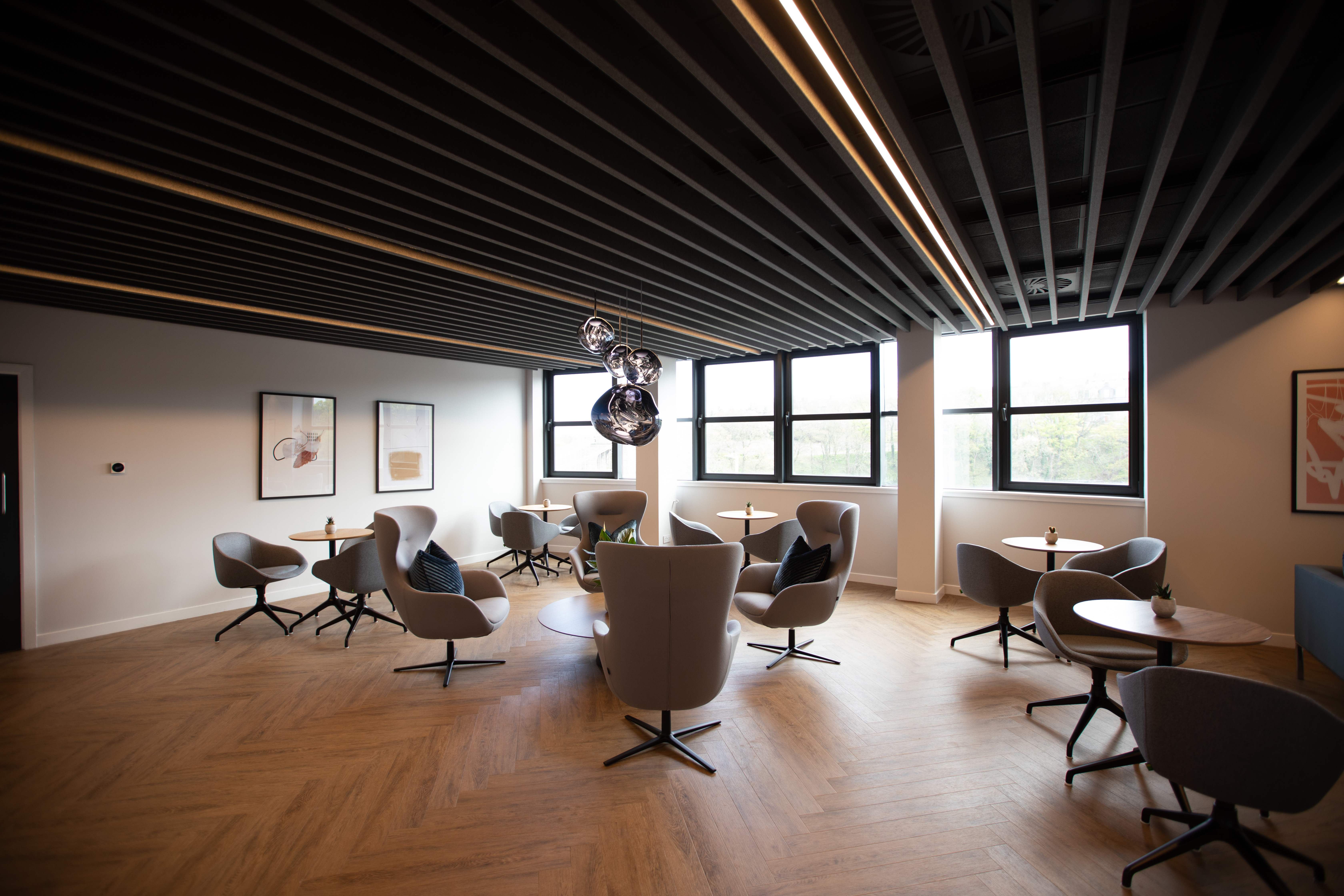 Neo Space photo 3