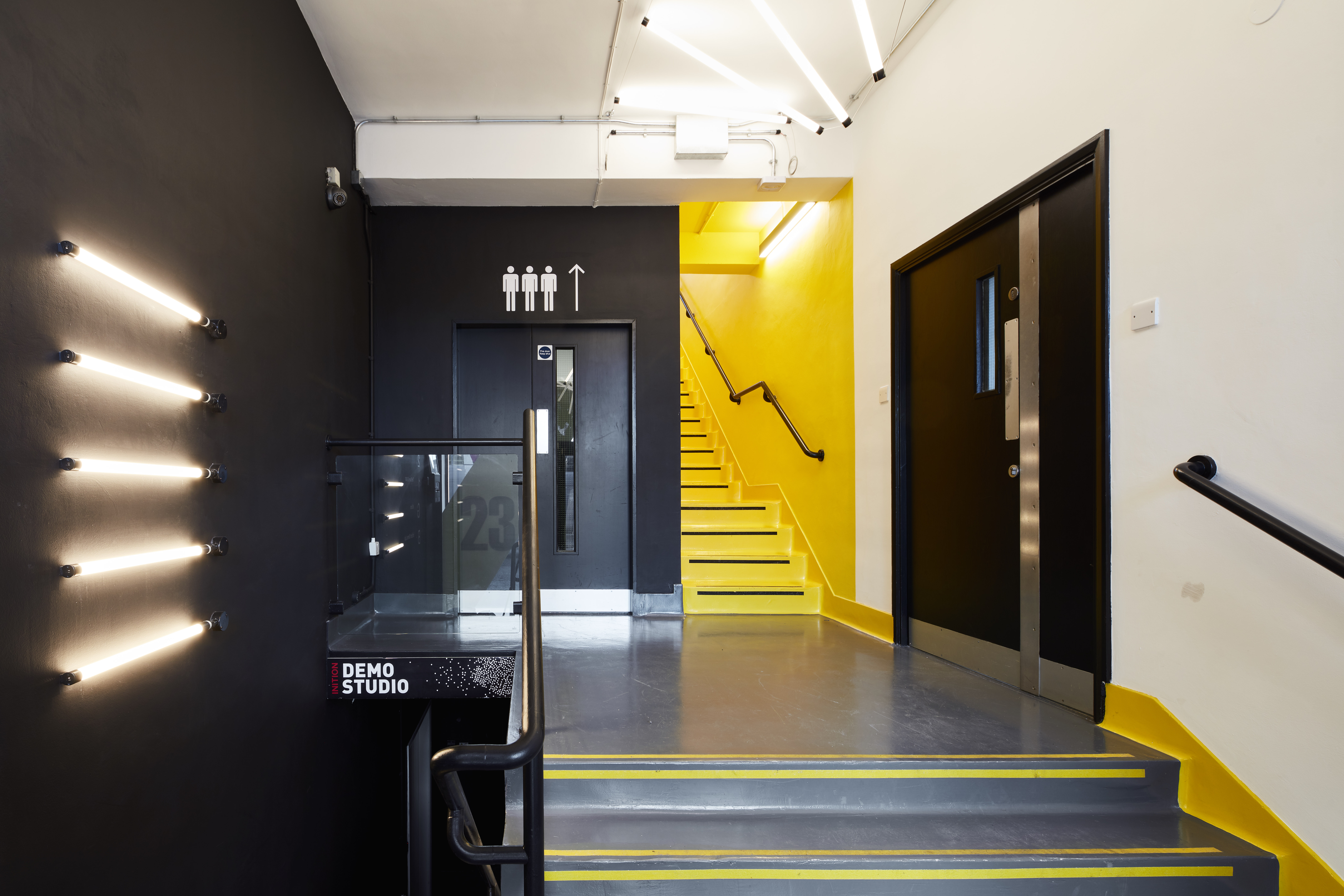 23 Curtain Road photo 7