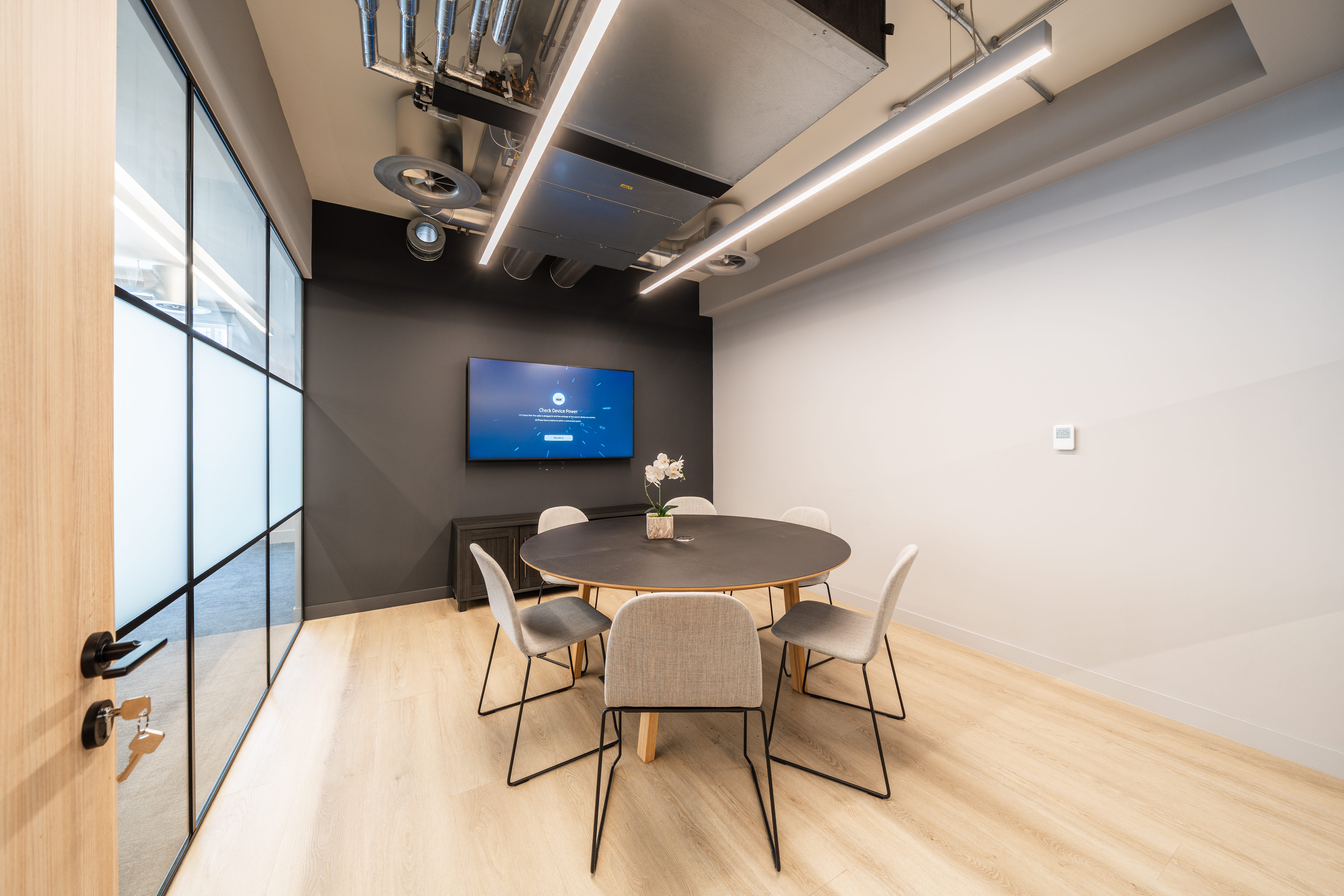 80 Strand photo 7