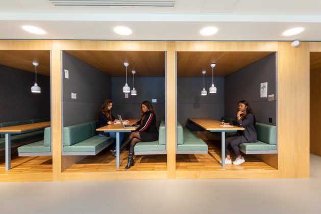Spaces - Madrid, San Jerónimo photo 4