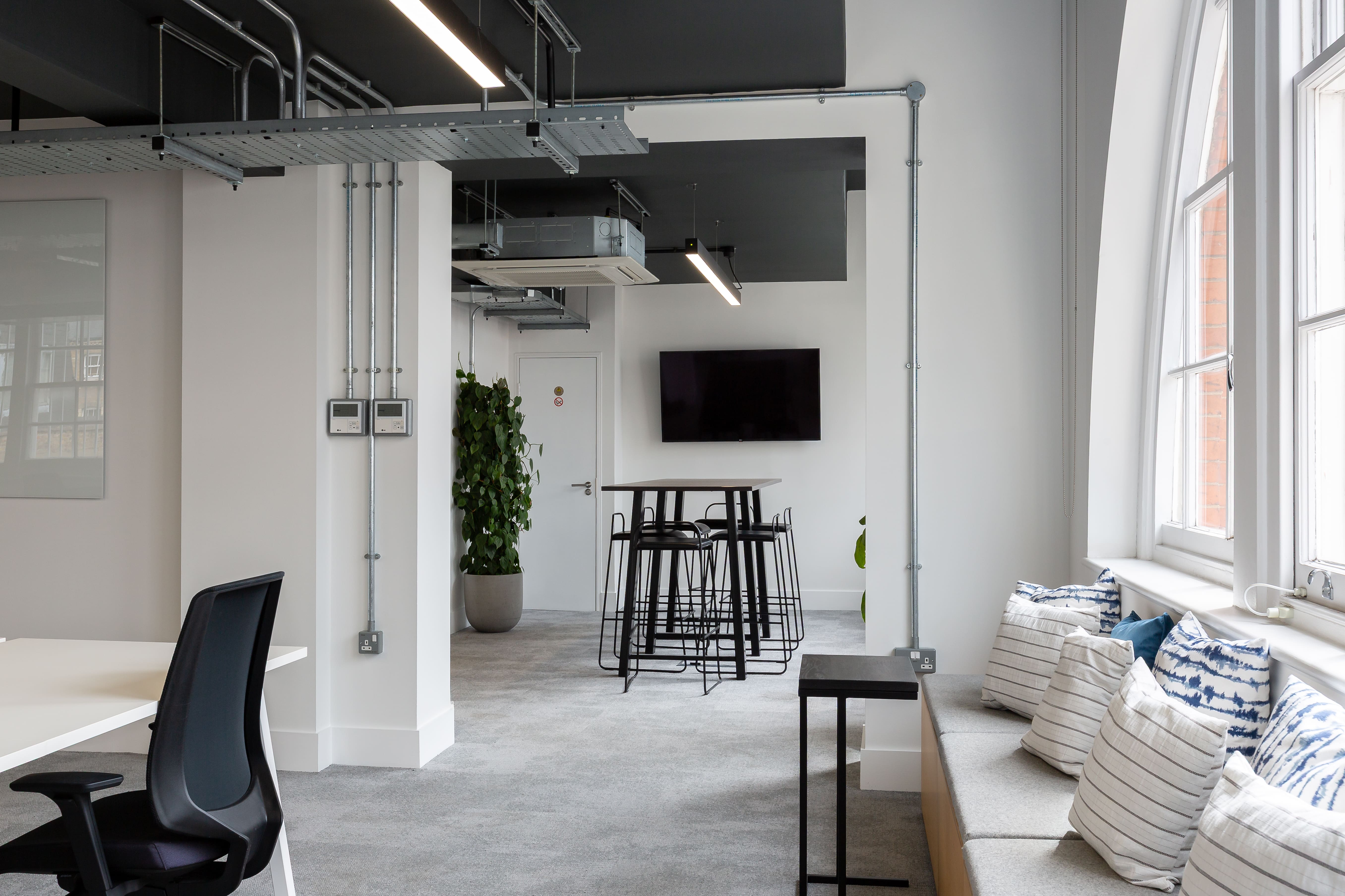 18-20 Farringdon Lane photo 2